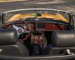 MGB Roadster 5-Speed 1977 года